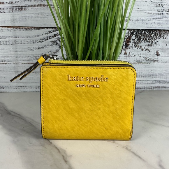 Kate Spade New York Vibrant Yellow Zip Mini Wallet - Picture 1 of 8